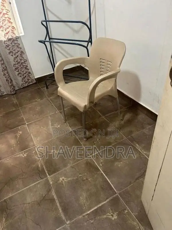 Room for Rent in Wattala – Ladies Only