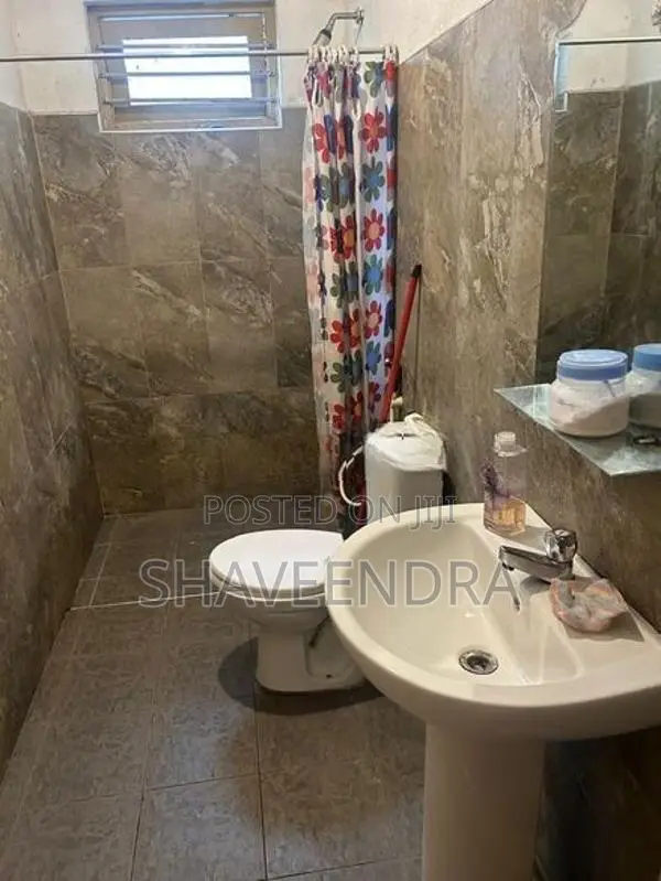 Room for Rent in Wattala – Ladies Only
