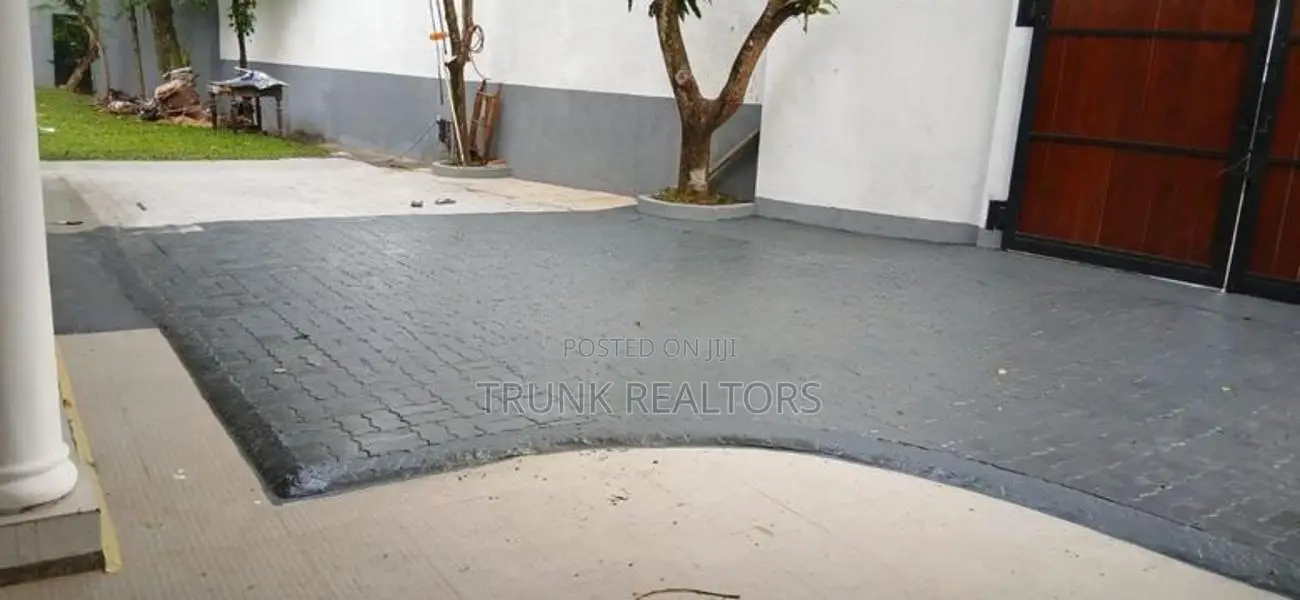 ￭ Kotte 05BR House For Rent (NK11504)