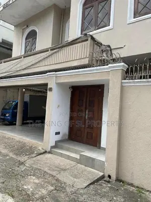 House for sale in Colombo 05