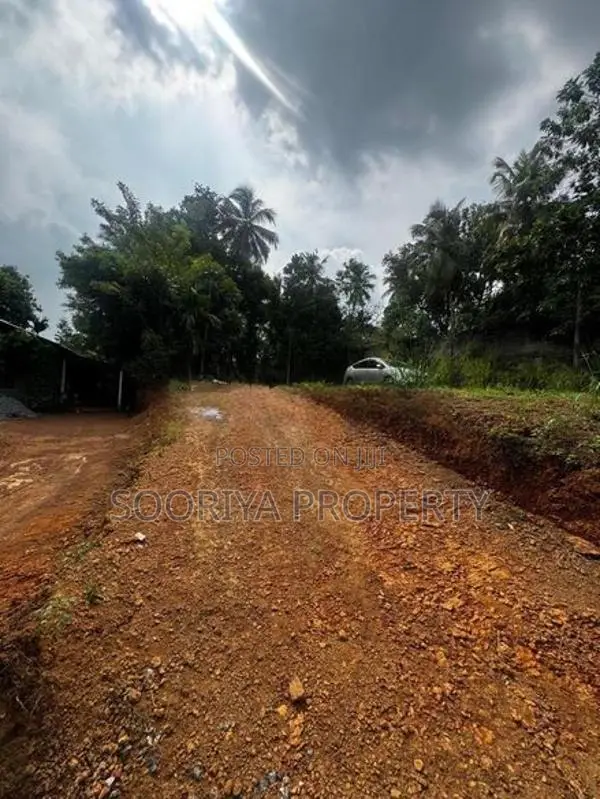 Land for Sale in Athurugiriya Rd Malabe