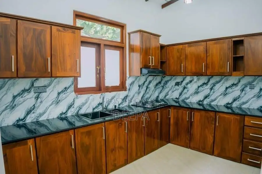 House for Sale Batakeththara