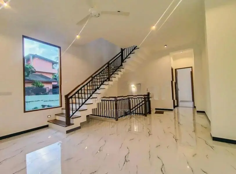 889dr,Luxury Brand New Three Storey House For Sale In Maharagama