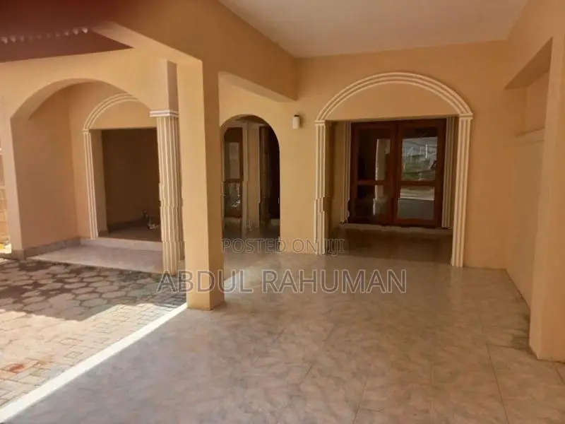 2 Storey House in Nugegode