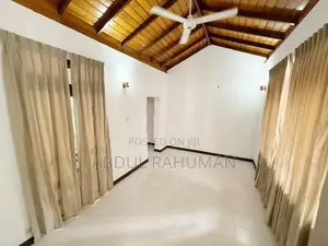 7 Rooms Single House Kalubowila Pets Okay
