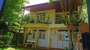 Two Storey House – Kandy
