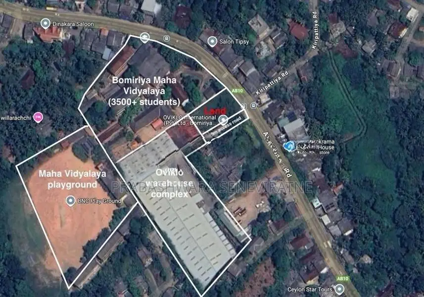 Land for Sale Avissawella Main Road