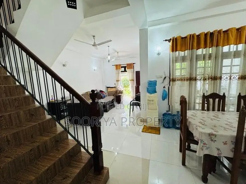 Beautiful 2 Storey Luxury House for Sale in Piliyandala Town