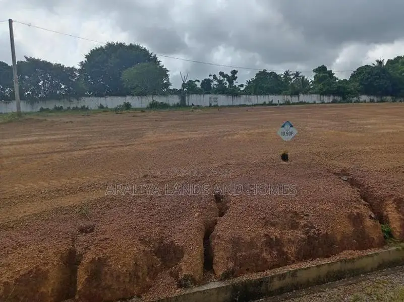 Land for Sale in Kesbewa