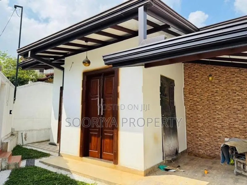Brand New Luxury Single Storey House for Sale in Piliyandala