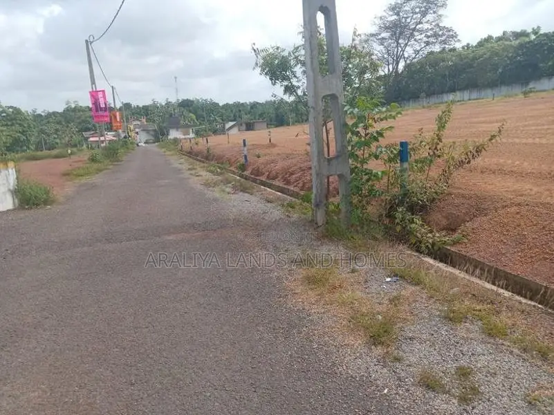 Land for Sale in Kesbewa
