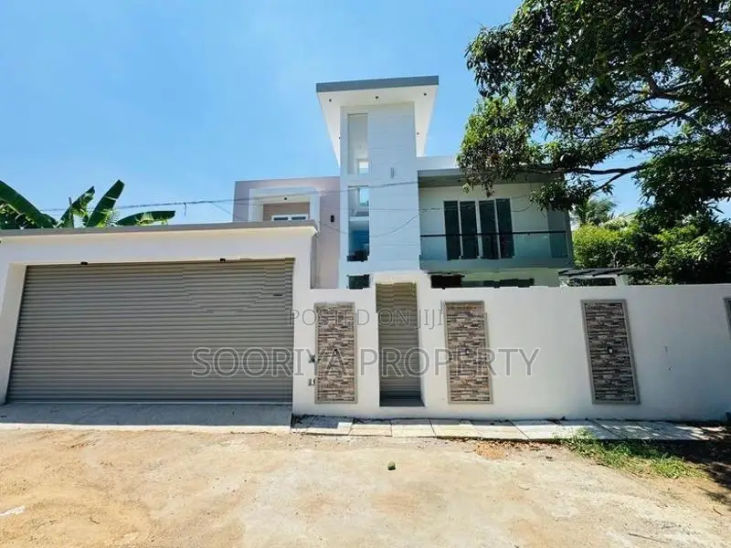 Brain New Two Storey Luxury House for Sale in Piliyandala Town