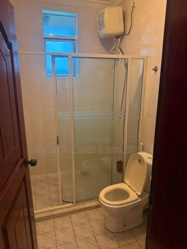 5 Bedroom House for Rent at Colombo 10