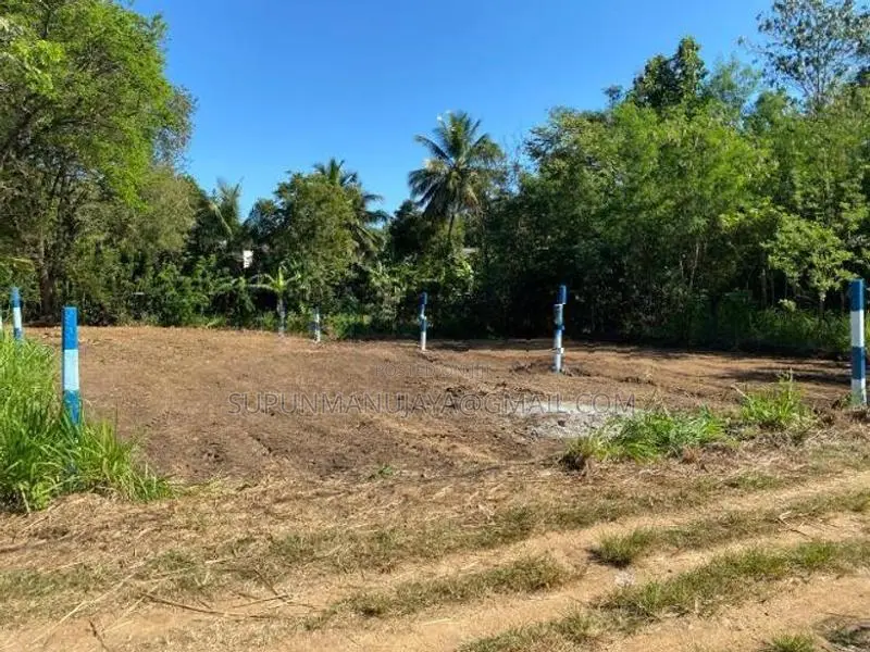 පර්චස් 22ක ඉඩමක් විකිණීමට වැල්ලවාය