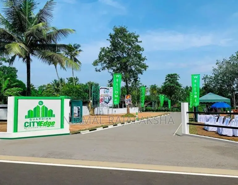 Luxury Land Plots for Sale in Athurugiriya
