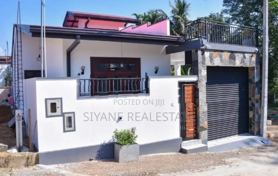 Brand New Single Storey House for Sale in Athurugiriya