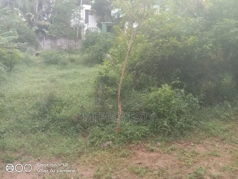 ( GS-1109) Highly Valuable Residential Bare Land Sale in Kottawa