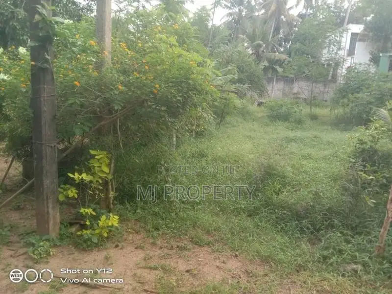 ( GS-1109) Highly Valuable Residential Bare Land Sale in Kottawa