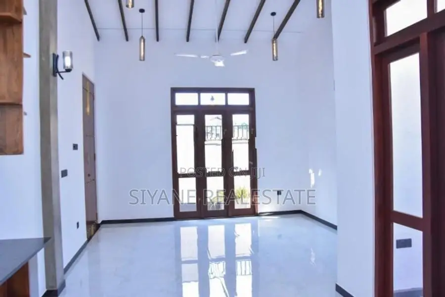 Brand New Single Storey House for Sale in Athurugiriya