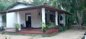 House with Land for Sale මොනරාගල