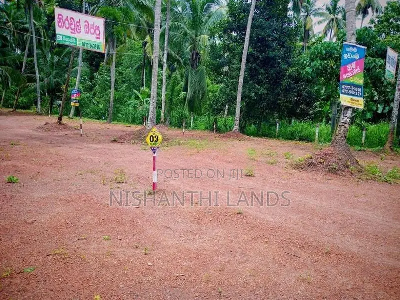 Prime Land for Sale in Mirigama
