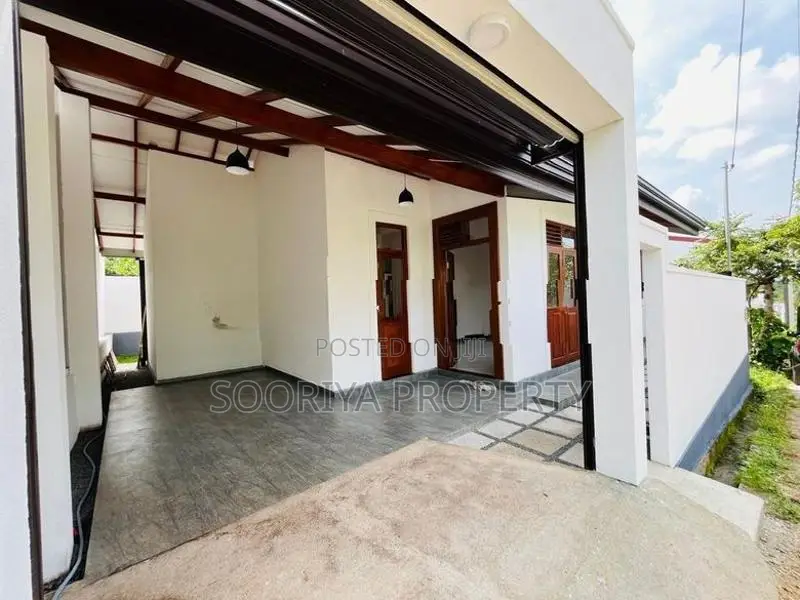 Brand New House for Sale in Piliyandala