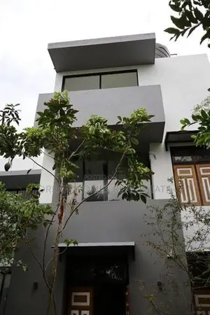 Modern 3-Storey Office Space for Rent – Boralesgamuwa