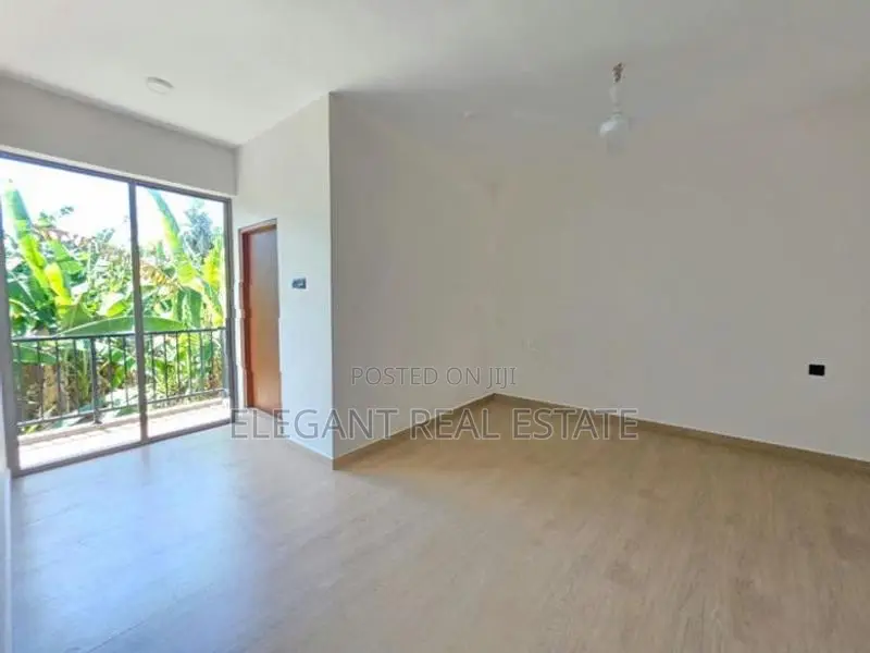 08 Bedroom Unfurnished 03 Storied House for Sale in Dehiwala (A3013)