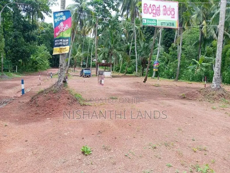 Prime Land for Sale in Mirigama
