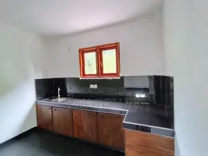 Upstair House for Rent - Walahanduwa