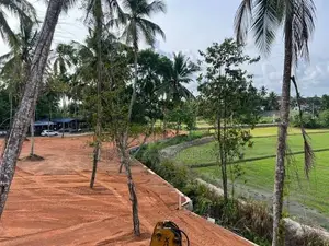 වේයන්ගොඩ සුන්දර වෙල් යායකට මුහුණලා ඉඩමක්