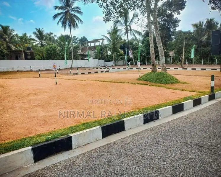 Valuable Land Plots for Sale in Homagama Watareka