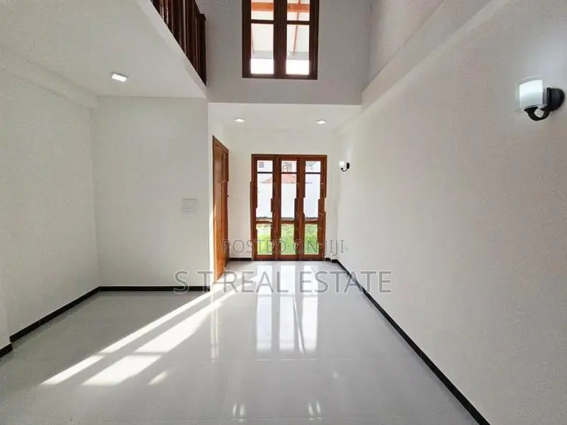 Brand New Luxury 2 Story House for Sale in Kottawa