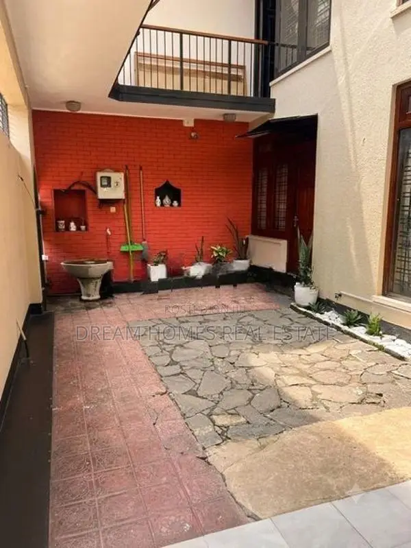 House for Sale in Prime Colombo 05 Location