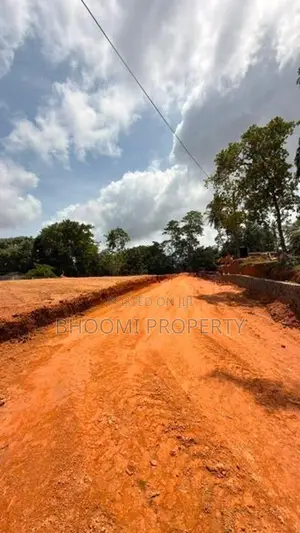 ගාල්ල නගරයට කරාපිටිය රෝහලට ලගින්ම බිම් කොටස්