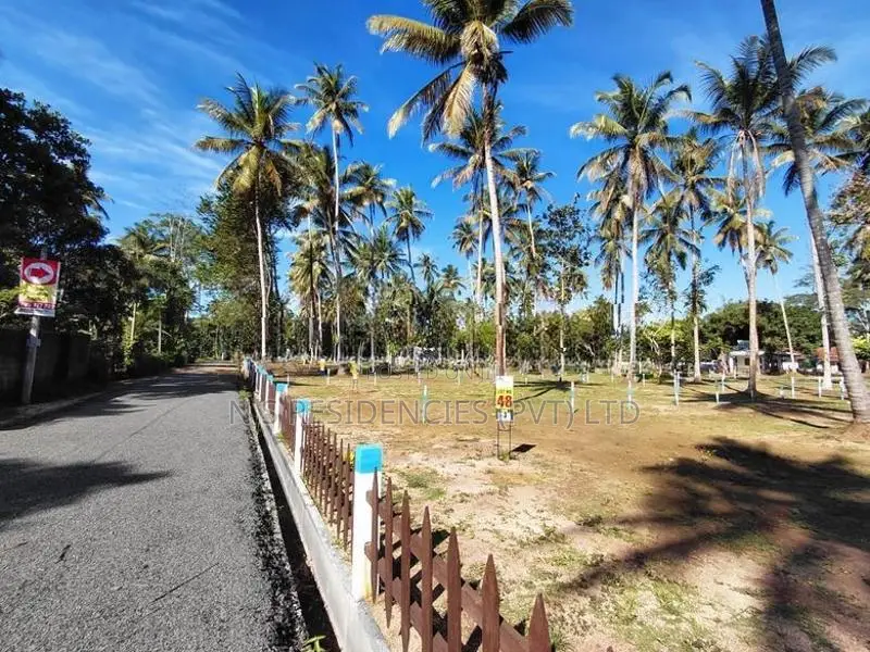 Residential Land Plots Mellawagedara