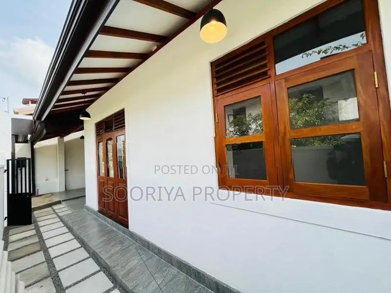 Brand New House for Sale in Piliyandala