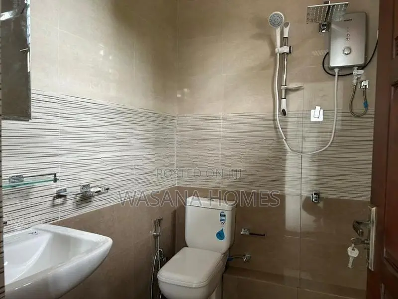 Neat Brand New House for Sale Nugegoda