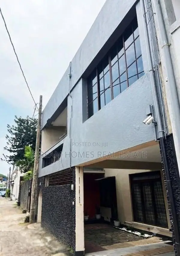 House for Sale in Prime Colombo 05 Location