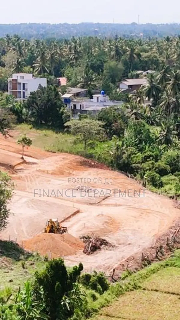 පොල්ගස්ඕවිට කහතුඩුව 120 බස් පාරට ඇවිදින දුරින් පදිංචි වෙන්න