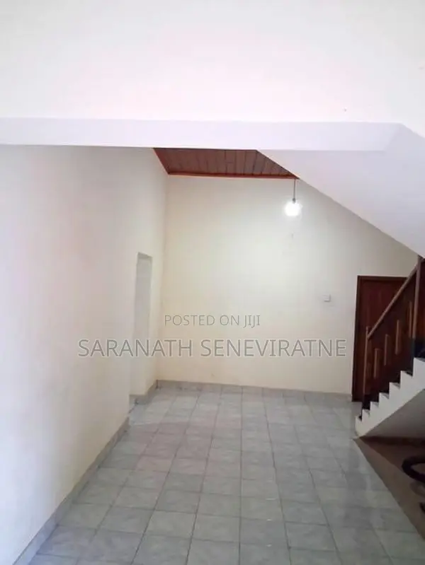 House For Sale in Kadwatha Mawaramandiya