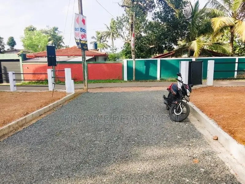 වැදගත් පරිසරයක අගනා බිම් කොටස් බටකෑත්තර
