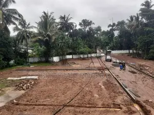 මාතලේ නගරයේ වටිනා නේවාසික ඉඩමක්
