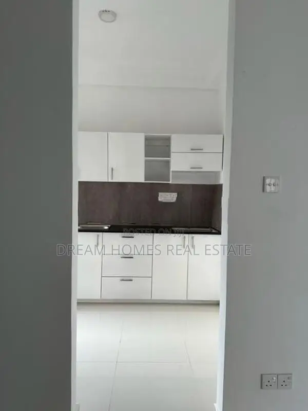 Fully Furnished Apartment for Sale – Aspire Residence, Athurugiriya