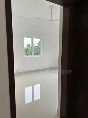 Fully Furnished Apartment for Sale – Aspire Residence, Athurugiriya