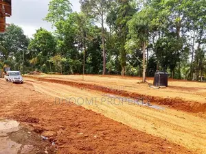 කරාපිටිය නගරයෙන් බිම් කොටස්