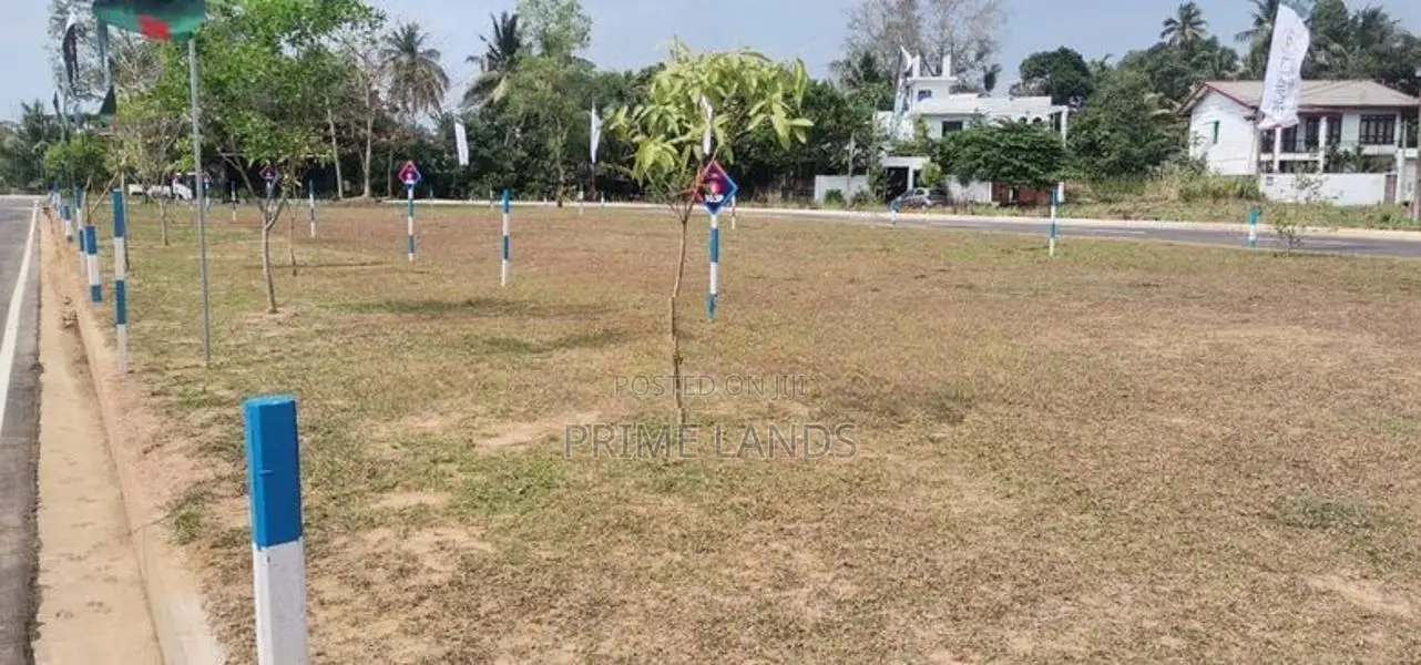 Land In Kiribathgoda