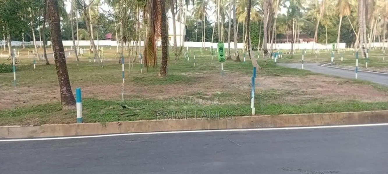 Land in Yakkala