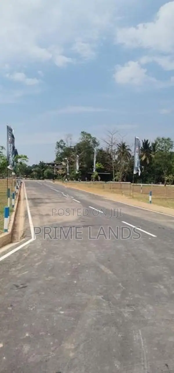Land In Kiribathgoda