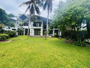 Luxurious house with Paddy Field View and Pool for sell – Battaramulla